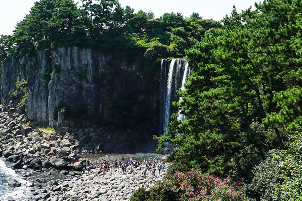 Jeongbang waterfall